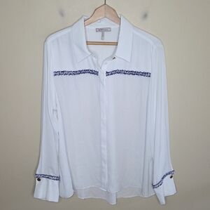 BCBGeneration | White Long Sleeve Blouse with Blue Trim Details Size XL